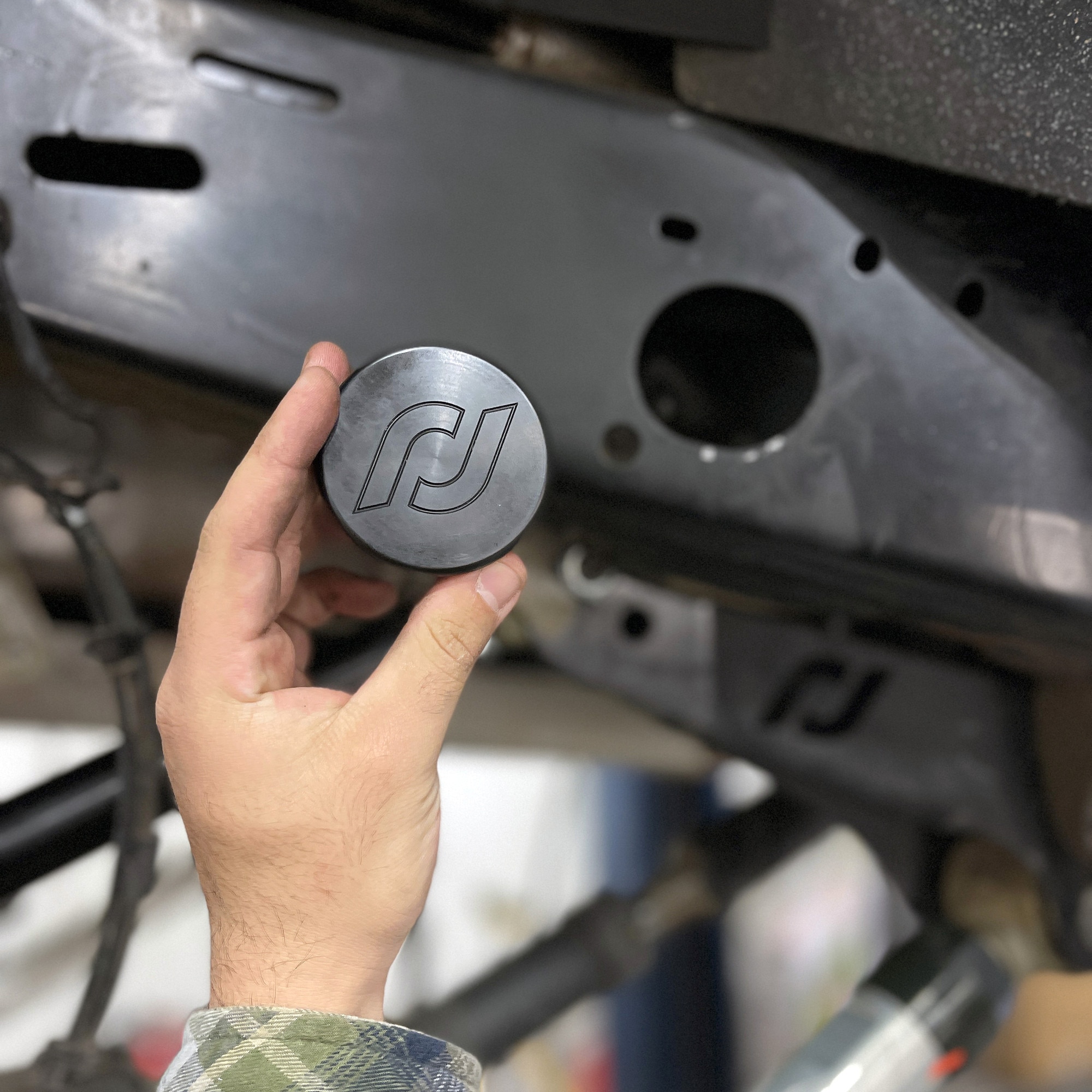 600000 103 frame rail plugs